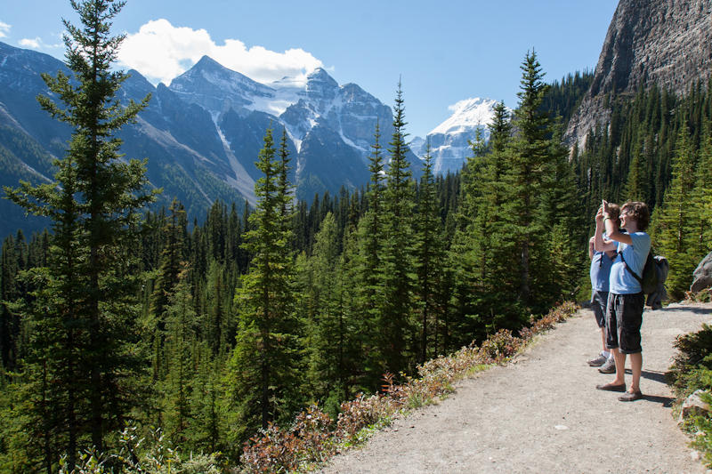 Okolice Lake Louise - Plain of Six Glaciers (fot. Beata Muchowska) Okolice Lake Louise - Plain of Six Glaciers (fot. Beata Muchowska)