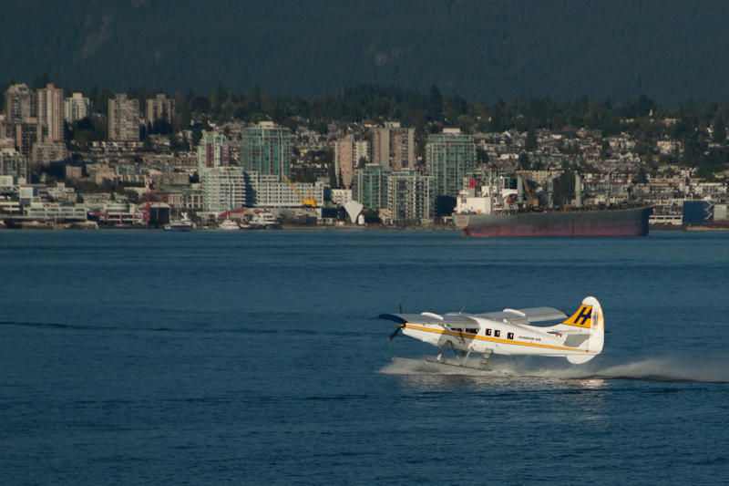 Start hydroplanu z zatoki (fot. Beata Muchowska) Start hydroplanu z zatoki (fot. Beata Muchowska)