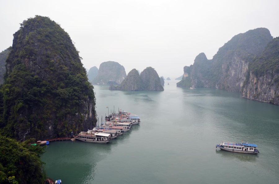 Widok na Zatokę Halong (fot. Krzysztof Dopierała)