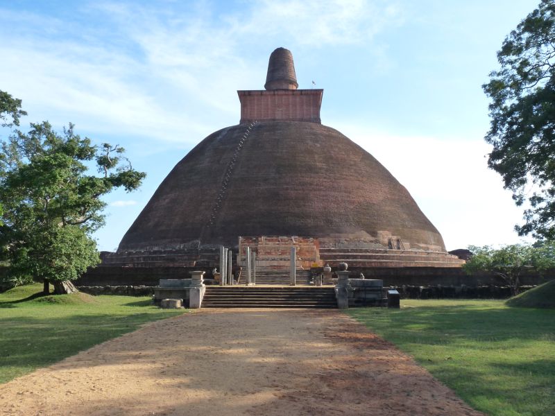 Anuradhapura - Jetavanarama Dagoba (fot. Darek Dąbrowski)