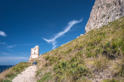Wieża Św. Jana, wokół Monte Cofano (fot. Marek Danielak)