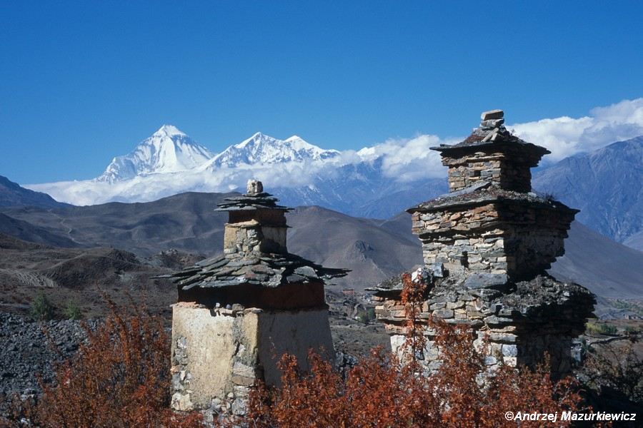 Widok z Muktinath na Dhaulagiri Widok z Muktinath na Dhaulagiri