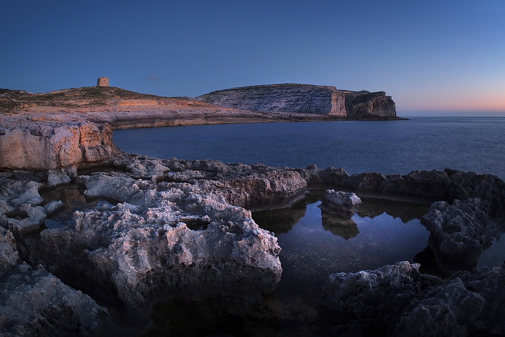 Wybrzeże Dwejra (fot. S. Adamczak, okfoto.pl)