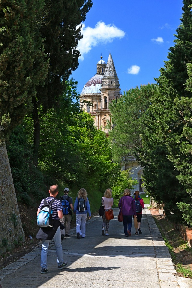 Ruszamy w stronę Pienzy, (fot. T. Liptak) Ruszamy w stronę Pienzy, (fot. T. Liptak)