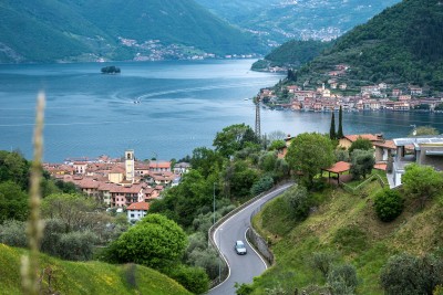 Sulzano nad jeziorem Iseo (fot. Marek Danielak)