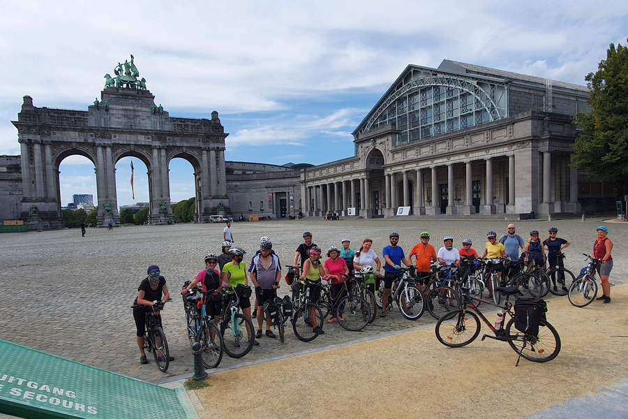 Nasza grupa w Brukseli, fot. Mateusz Kołakowski