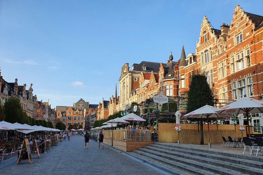 Jeden z rynków w Leuven, fot. Mateusz Kołakowski