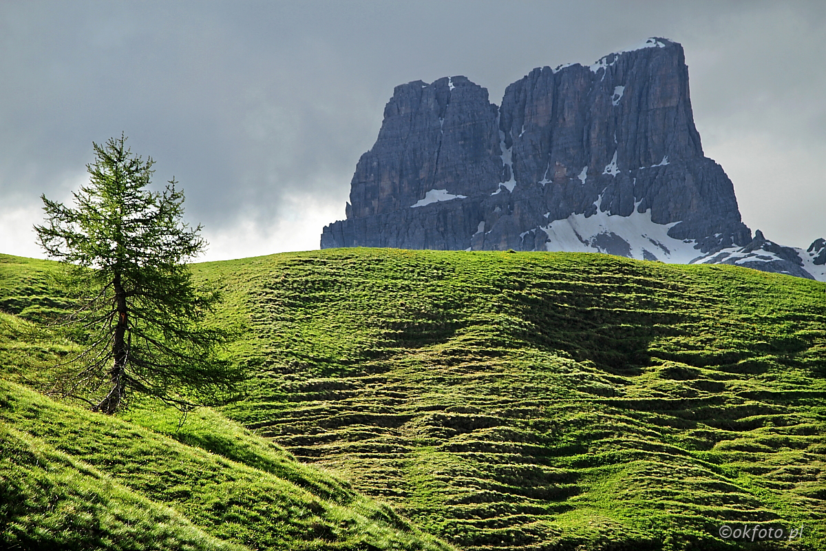 Okolice przełęczy Falzarego (fot. S. Adamczak, okfoto.pl)