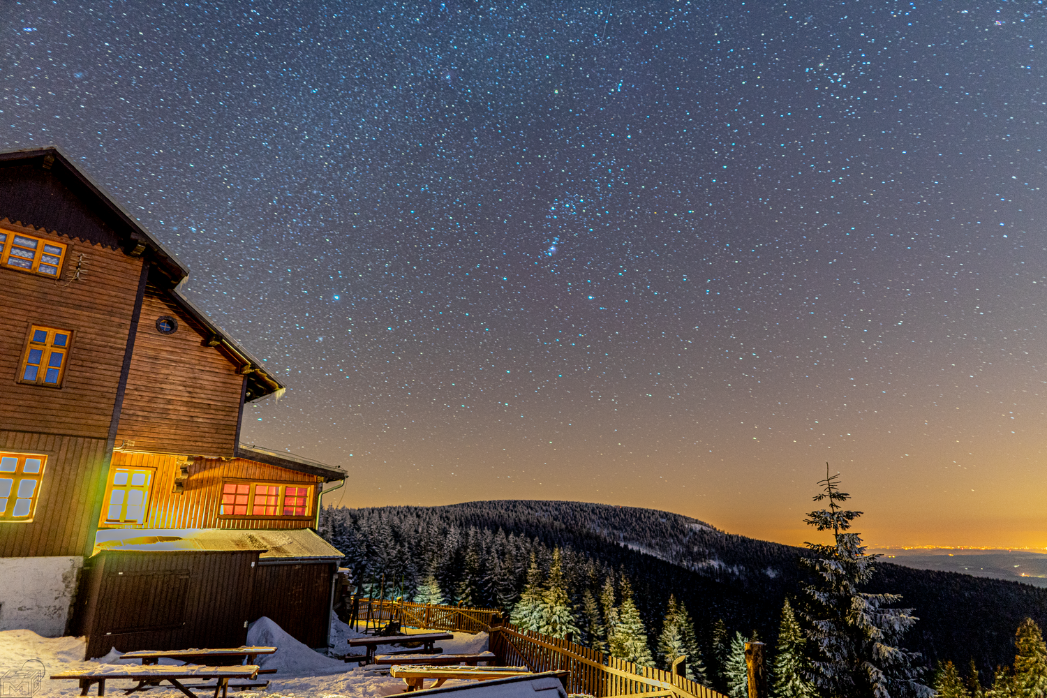 Śnieżne przygody na Śnieżniku - zima 2021 (fot. Maciej Chrzanowski) Śnieżne przygody na Śnieżniku - zima 2021 (fot. Maciej Chrzanowski)