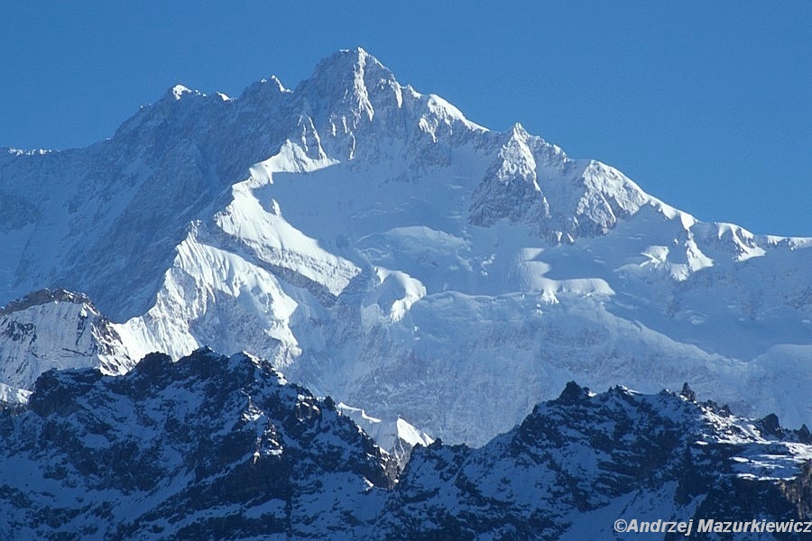 Widok na Kangczendzongę z punktu widokowego Dzongri Top Widok na Kangczendzongę z punktu widokowego Dzongri Top