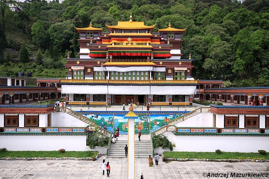 Buddyjski klasztor w pobliżu Gangtoku - stolicy Sikkimu Buddyjski klasztor w pobliżu Gangtoku - stolicy Sikkimu