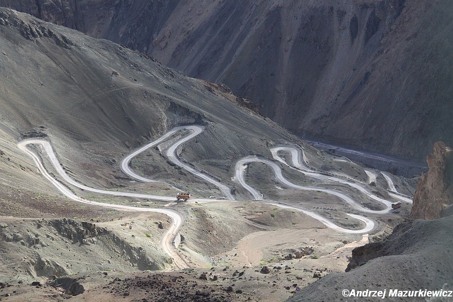 Serpentyny górskiej drogi Serpentyny górskiej drogi