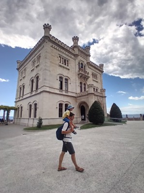 Zamek Miramare (fot. Agnieszka Fundowicz-Skrzyńska)