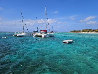 Lazurowe wody przy Gabriel Island, fot. M. Olszewska