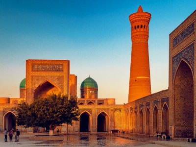 Dziedziniec meczetu Po-i-Kalan, Buchara