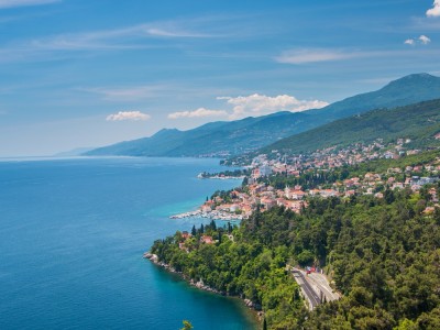 Panorama istryjskiego wybrzeża z Opatiją