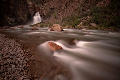 Nad rzeką (fot. S. Adamczak, okfoto.pl)