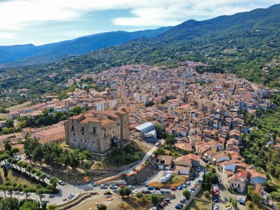 Zamek Ventimiglia w Castelbuono