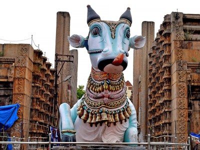 Posąg Nandi w Madurai